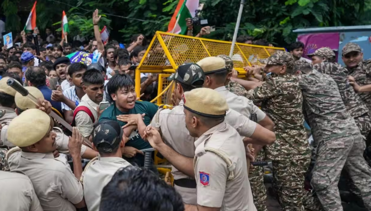 “जंतर मंतर पर छात्रों का गुस्सा मोदी सरकार इस्तीफा दो॥